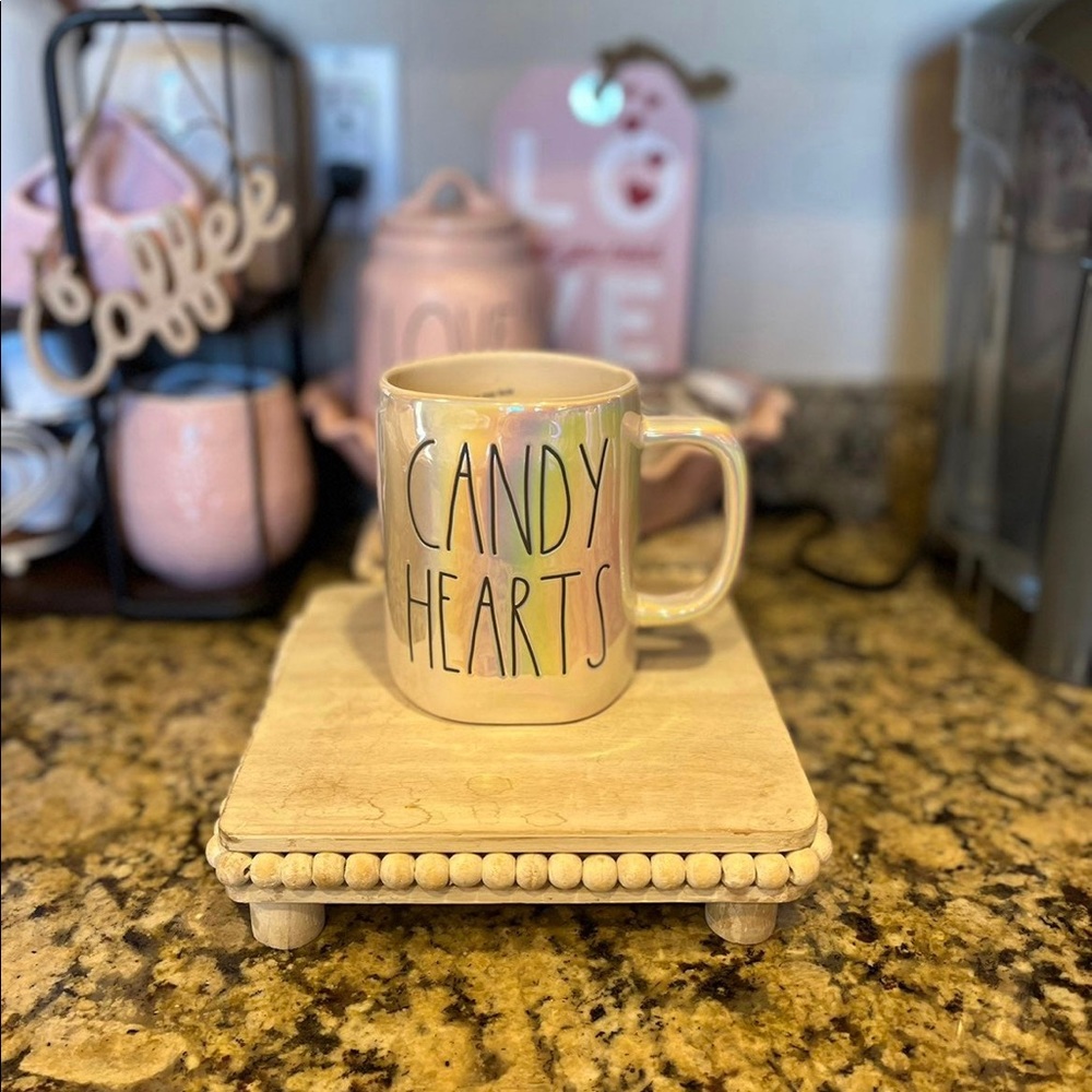 RAE DUNN IRIDESCENT "CANDY HEART" MUG